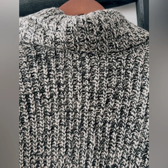 Lucky Brand Black and White Long Cardigan - Picture 4 of 6